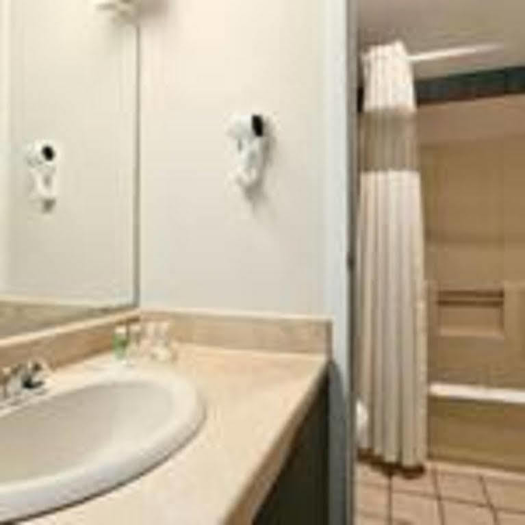 Hotel Diamond Carlisle Esterno foto